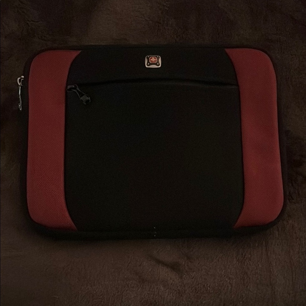 SwissGear Black and Red Tablet Cover